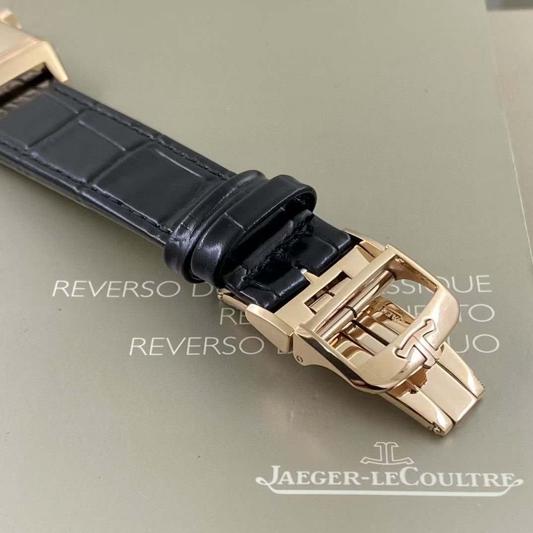 White Silver - Yellogold- Black Leather - Manual winding - 45*27mm