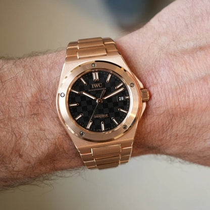 Yellow bezel - Black  - 904L Steel - Automatic - 40mm