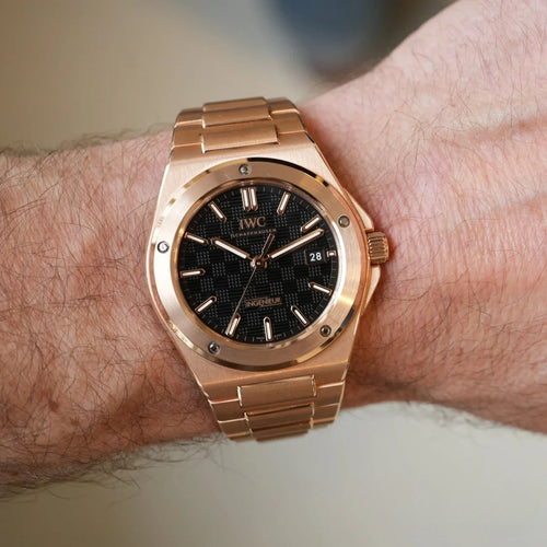 Yellow bezel - Black  - 904L Steel - Automatic - 40mm